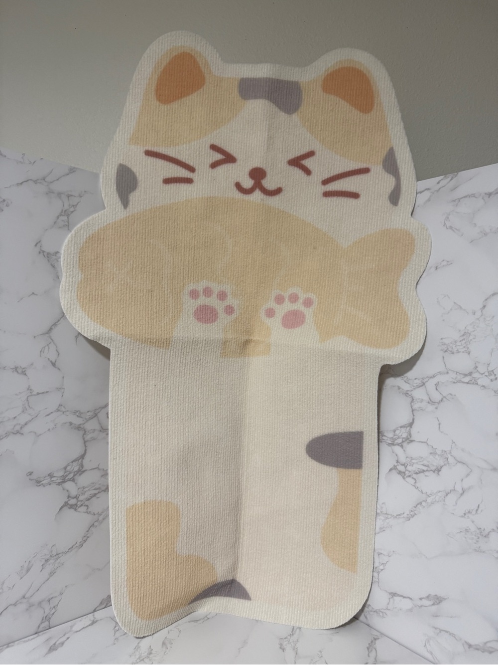 Cat Scratching Mat - Cat Holding Fish W/Bungee Bell - Wall Cat Scratcher